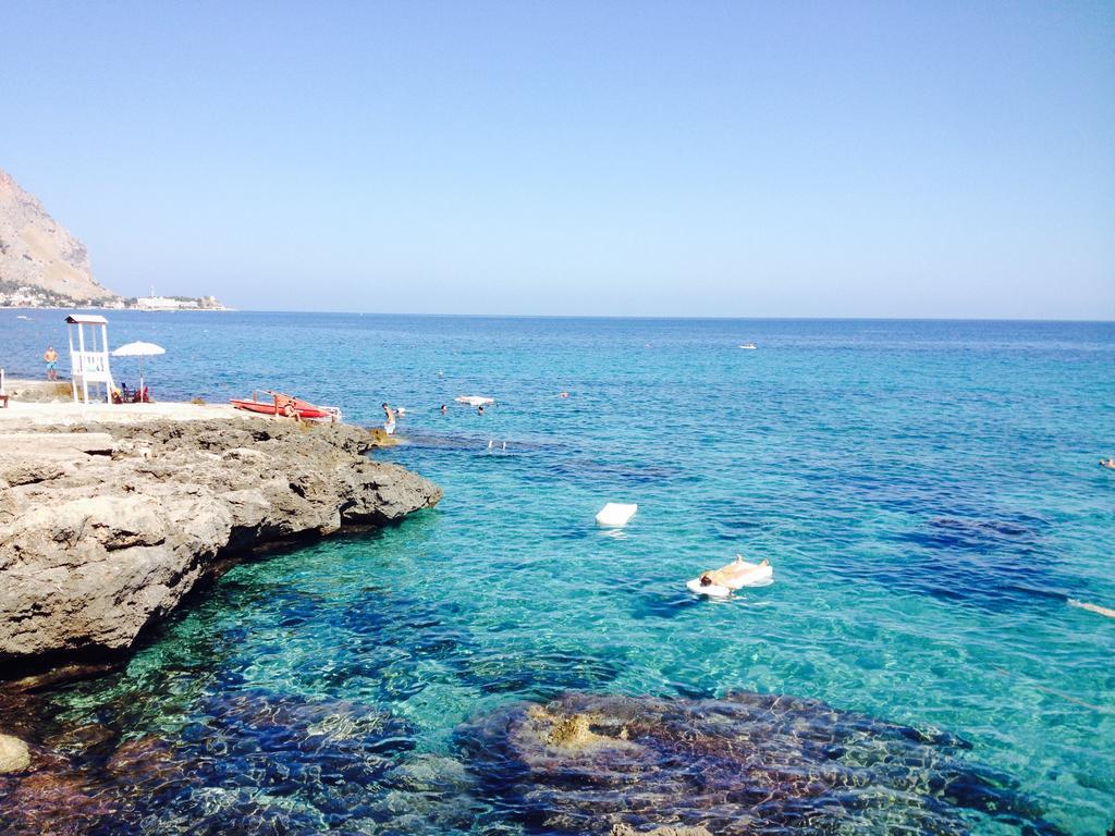 La Marsa Vacances Mondello Extérieur photo